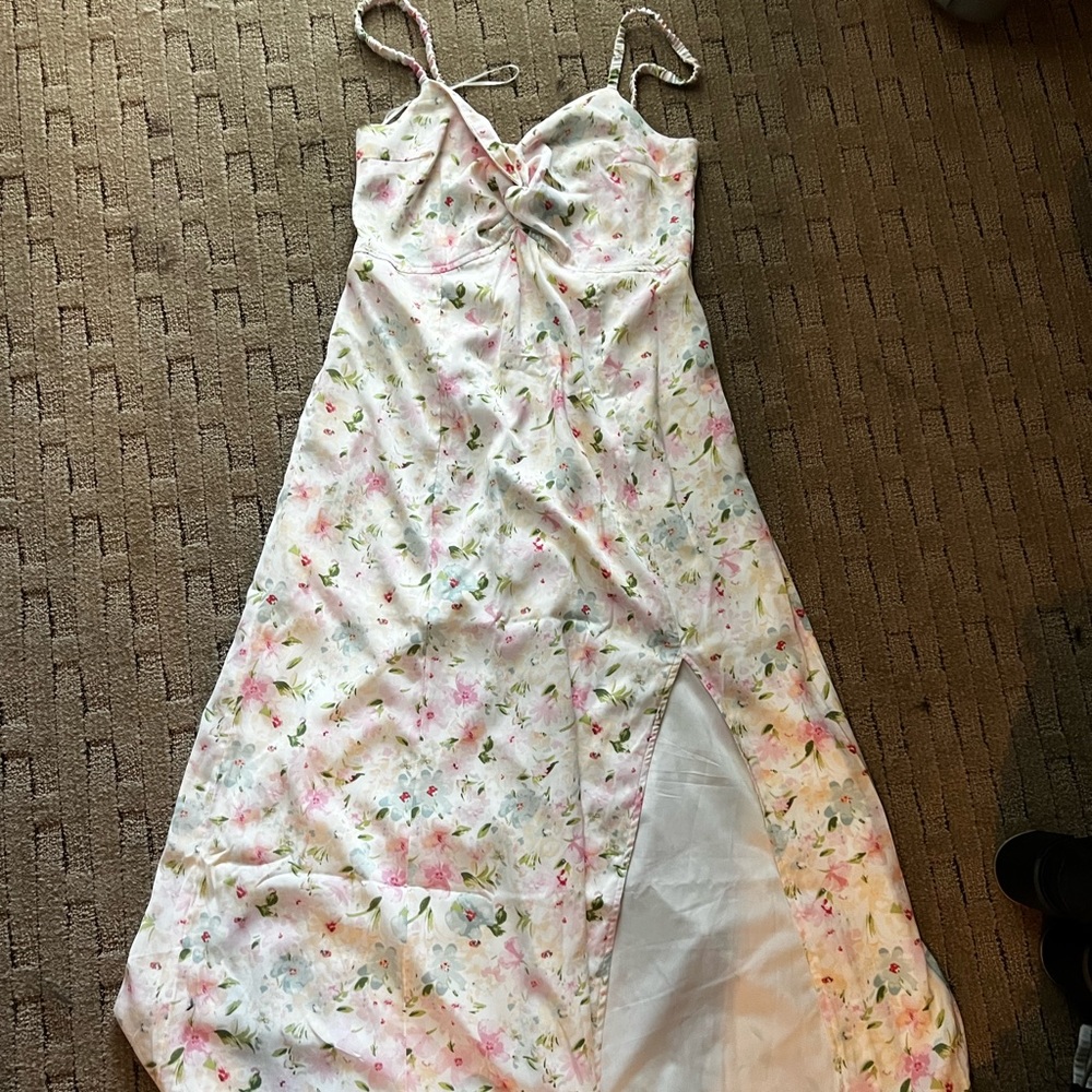 Abercrombie Twist Front Midi Dress. Size M